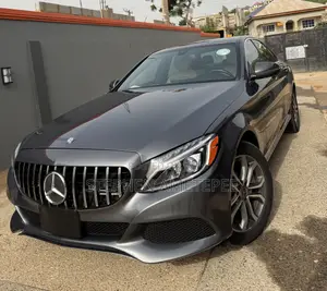 Mercedes-Benz C300 2018 Gray