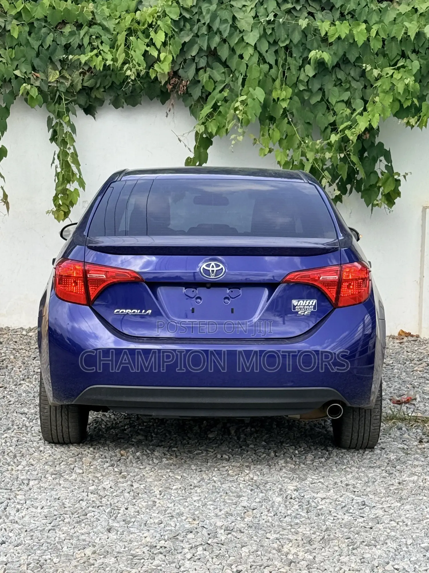 Toyota Corolla SE (1.8L 4cyl 2A) 2018 Blue