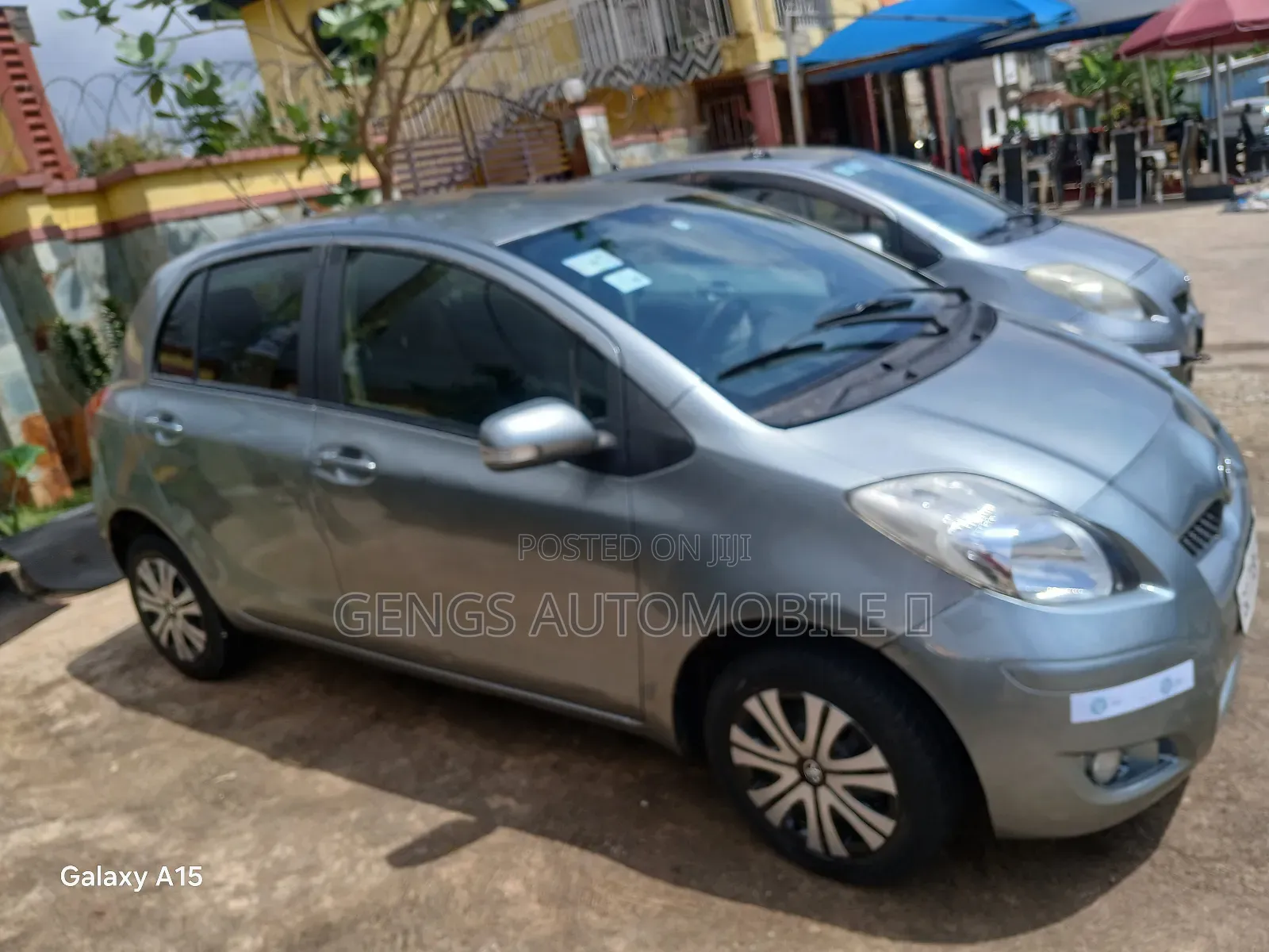 Toyota Vitz 1.3 AWD 3dr 2010 Silver