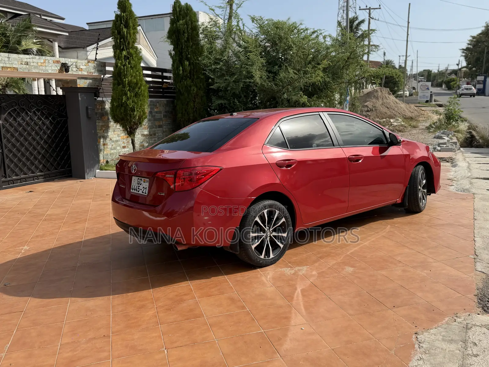 Toyota Corolla XSE (1.8L 4cyl 2A) 2018 Red
