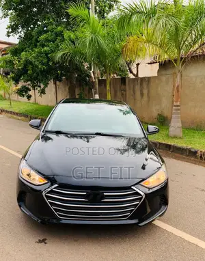 Hyundai Elantra SE Sedan FWD (2.0L 4cyl 6M) 2017 Black