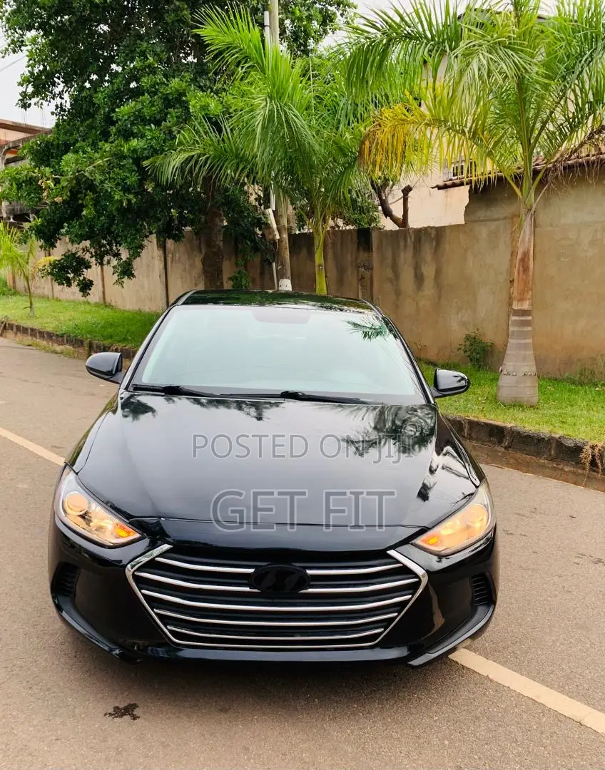 Hyundai Elantra SE Sedan FWD (2.0L 4cyl 6M) 2017 Black