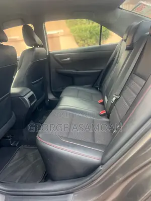 Toyota Camry SE 4dr Sedan (2.5L 4cyl 6A) 2017 Gray