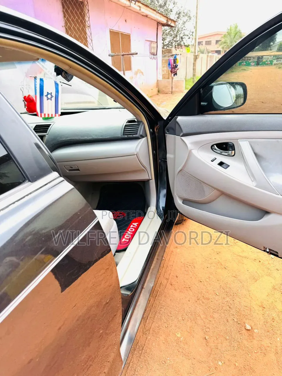 Toyota Camry LE V6 4dr Sedan (3.5L 6cyl 6AM) 2009 Black