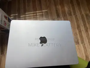Laptop Apple MacBook Air 2025 M4 13-inch 16GB Apple M4 SSD 256GB