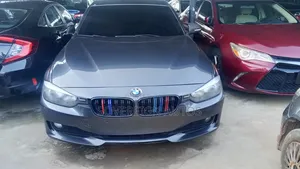 BMW 320i Sedan RWD 2014 Gray