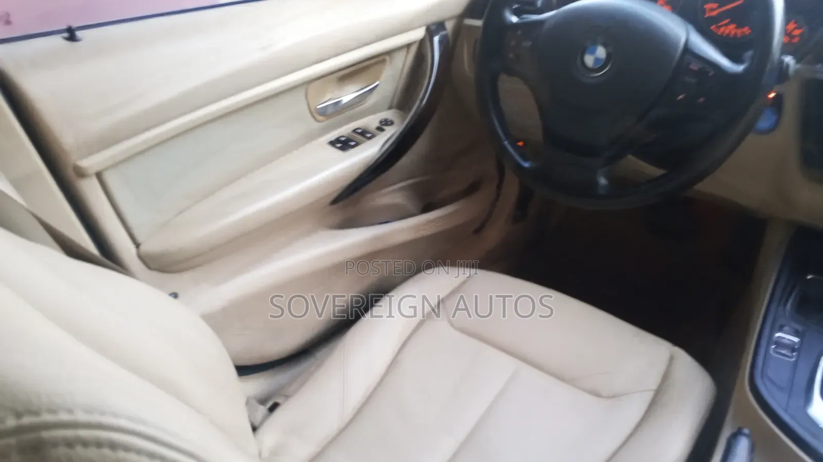 BMW 320i Sedan RWD 2014 Gray