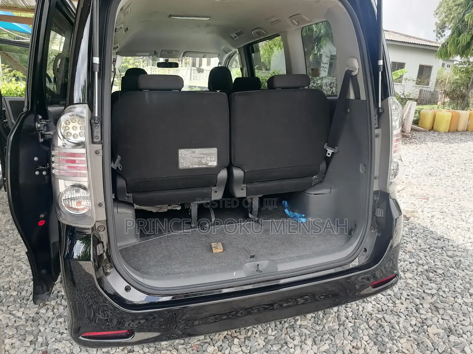 Toyota Voxy 2013 Black