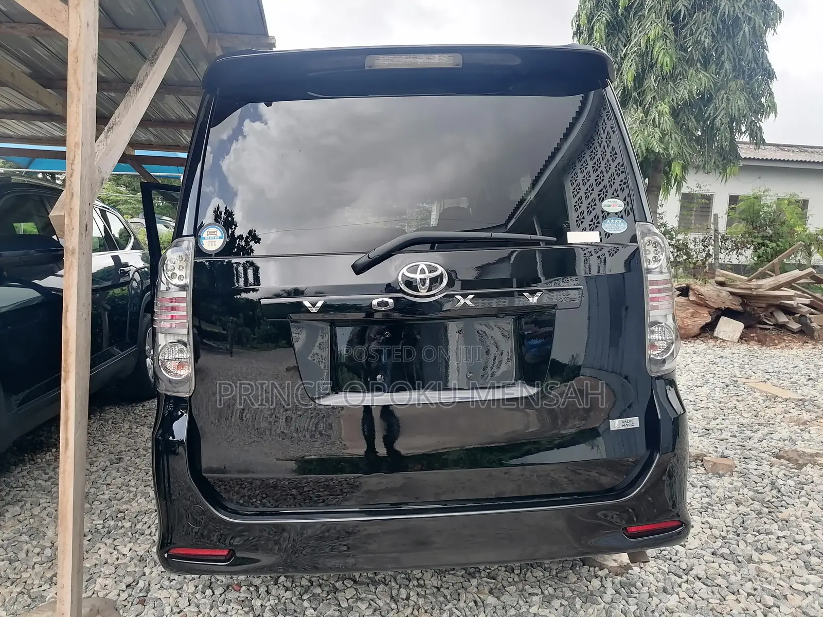 Toyota Voxy 2013 Black