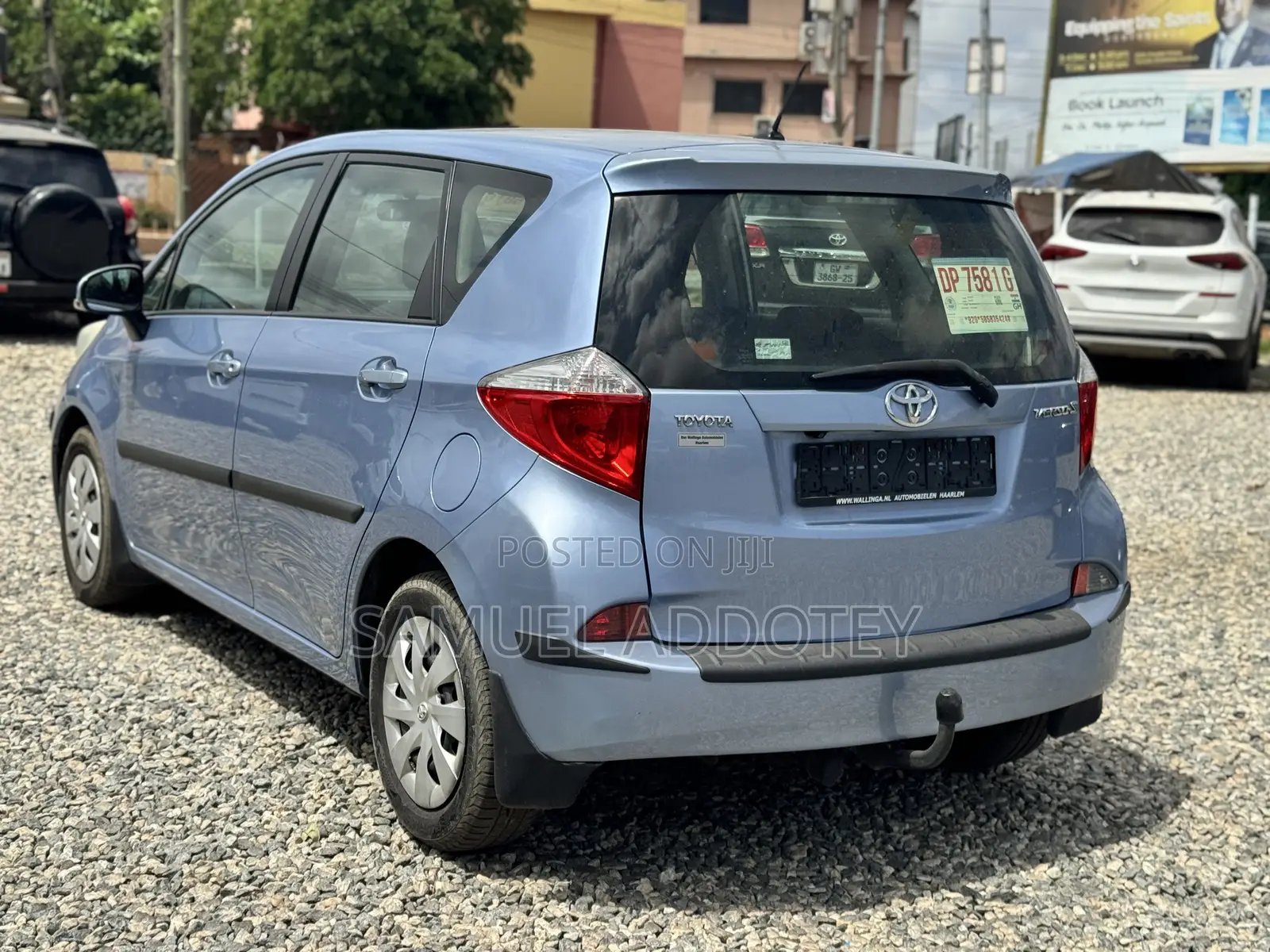 Toyota Verso 2009 Blue