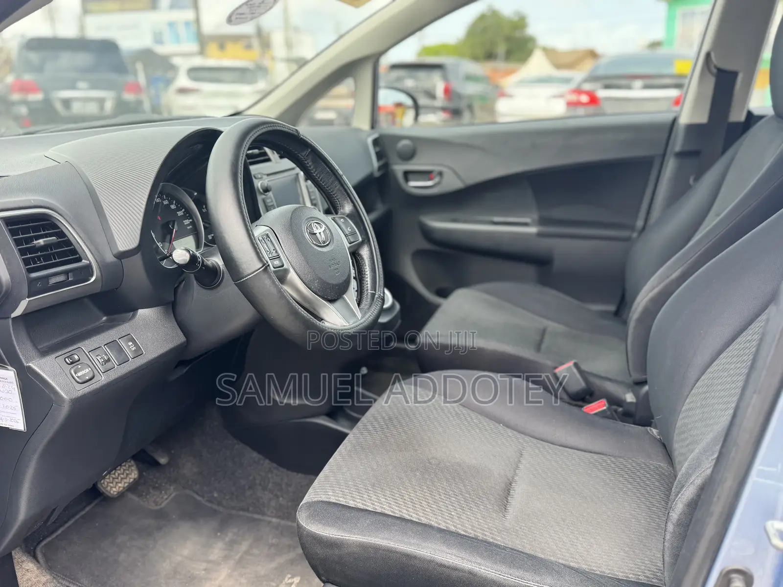 Toyota Verso 2009 Blue
