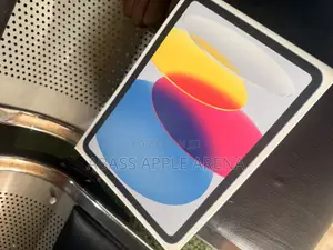 New Apple iPad (2025) 128 GB Yellow