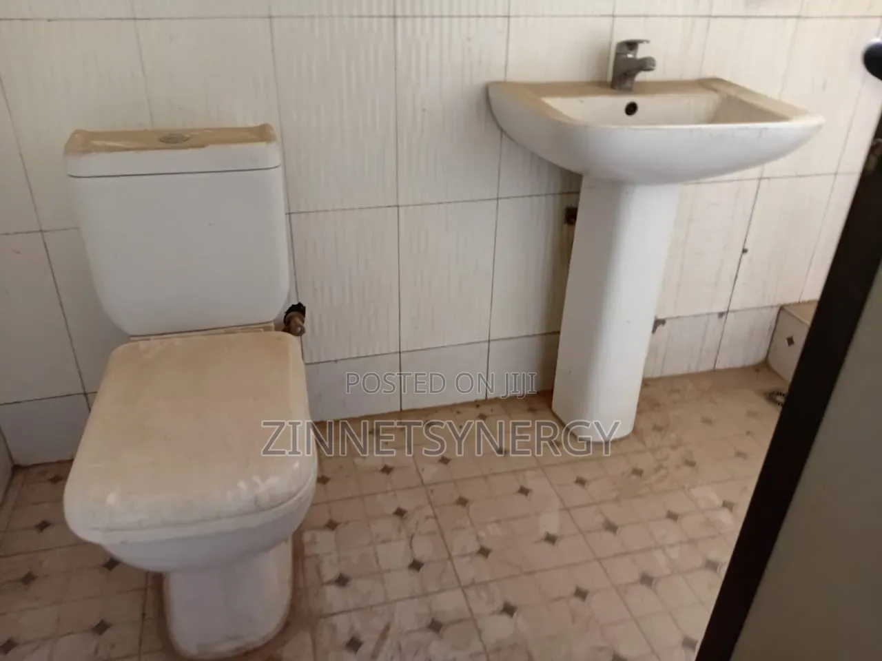 2bdrm Apartment in Community 25 for sale