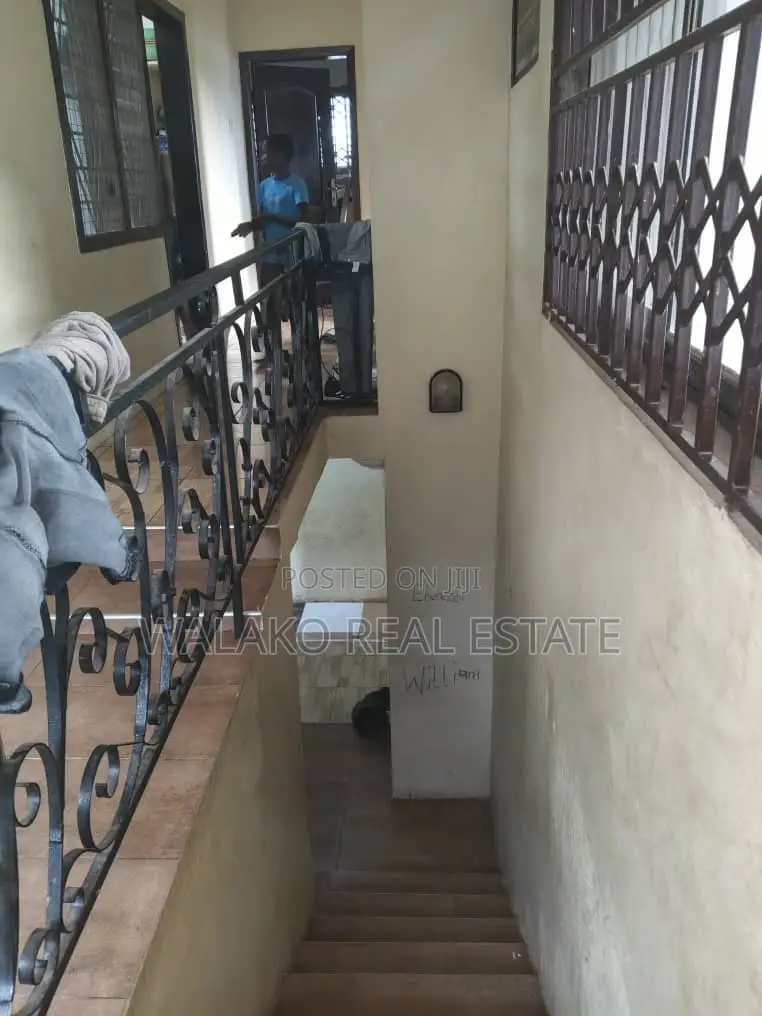 4bdrm House in Ablekuma for rent