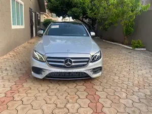 Mercedes-Benz E300 4Matic AWD Sedan (2.0L 4cyl 9A) 2017 Silver