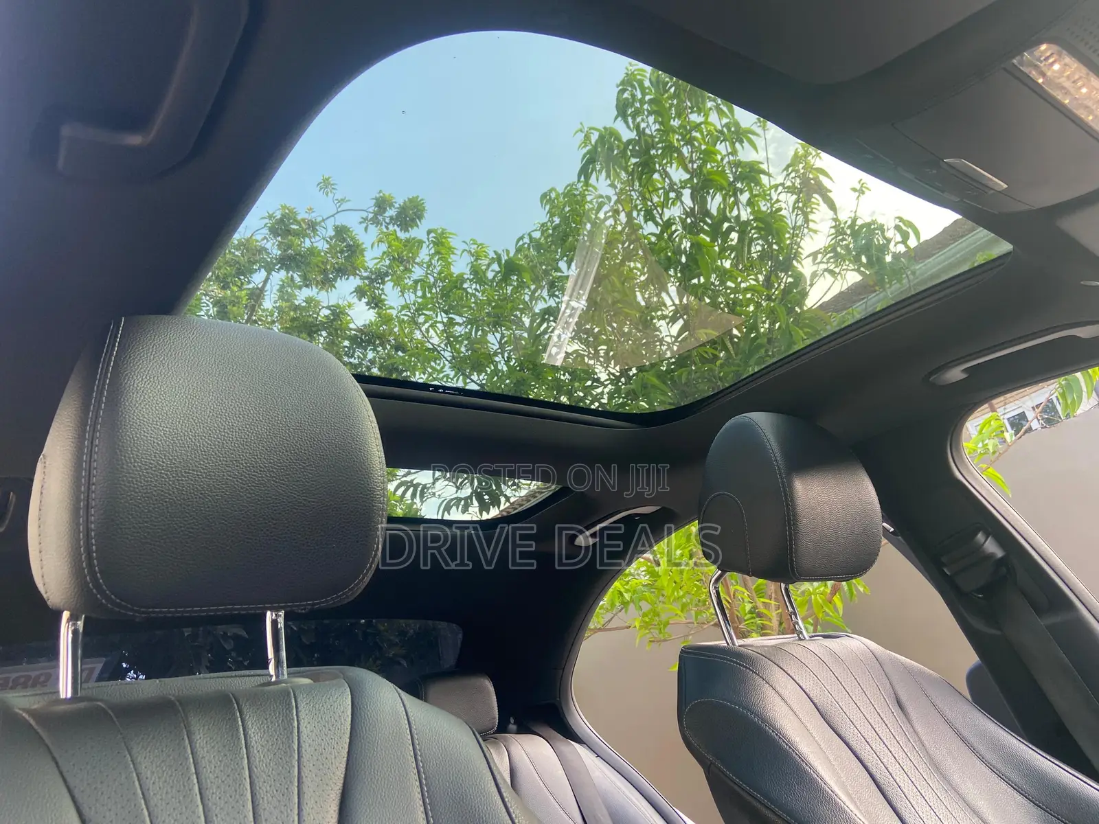 Mercedes-Benz E300 4Matic AWD Sedan (2.0L 4cyl 9A) 2017 Silver