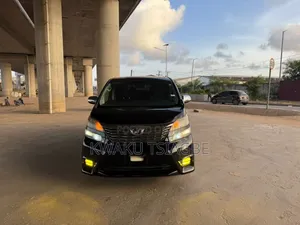 Toyota Vellfire 2010 Black
