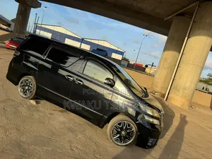 Toyota Vellfire 2010 Black