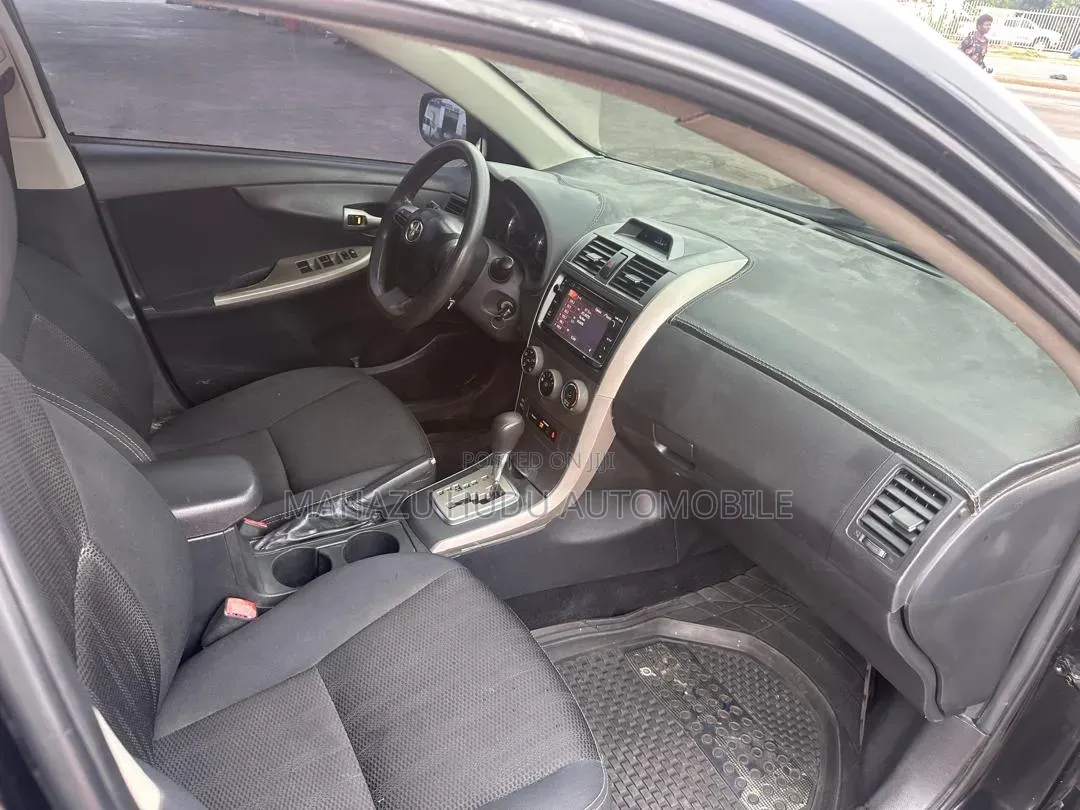 Toyota Corolla S 4dr Sedan (1.8L 4cyl 4A) 2012 Black
