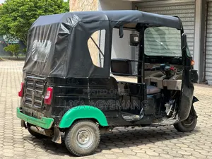 Bajaj RE 2020 Black