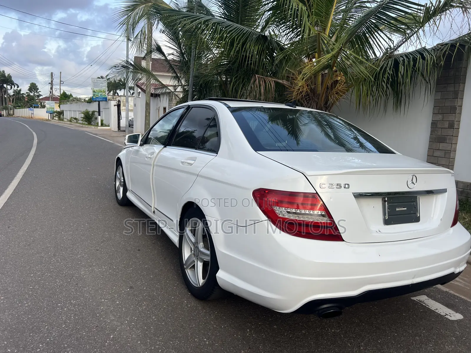 Mercedes-Benz C250 2013 White