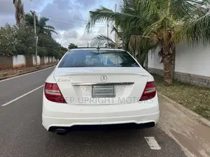 Mercedes-Benz C250 2013 White