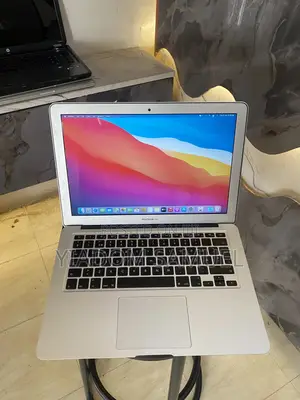 Laptop Apple MacBook Air 8GB Intel Core i5 SSD 128GB