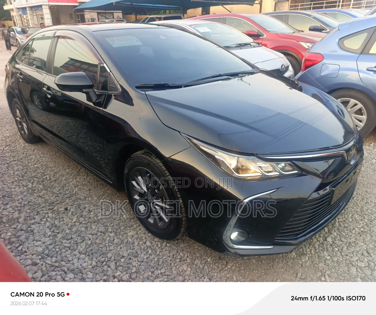 Toyota Corolla XLE 2022 Gray