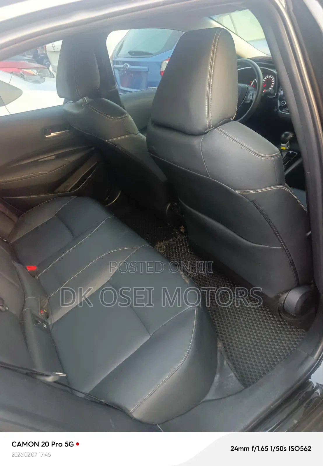 Toyota Corolla XLE 2022 Gray