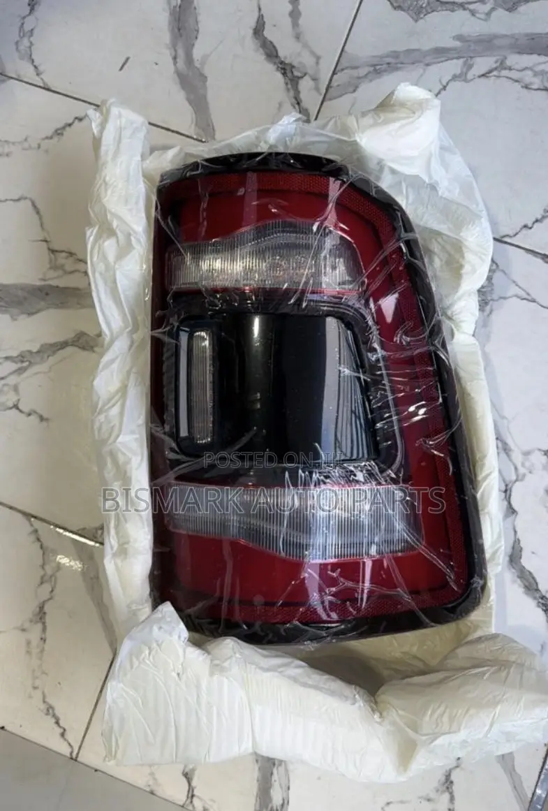 Dogde Ram 2019 2020 2021 2022 2023 2024 2025 Taillight