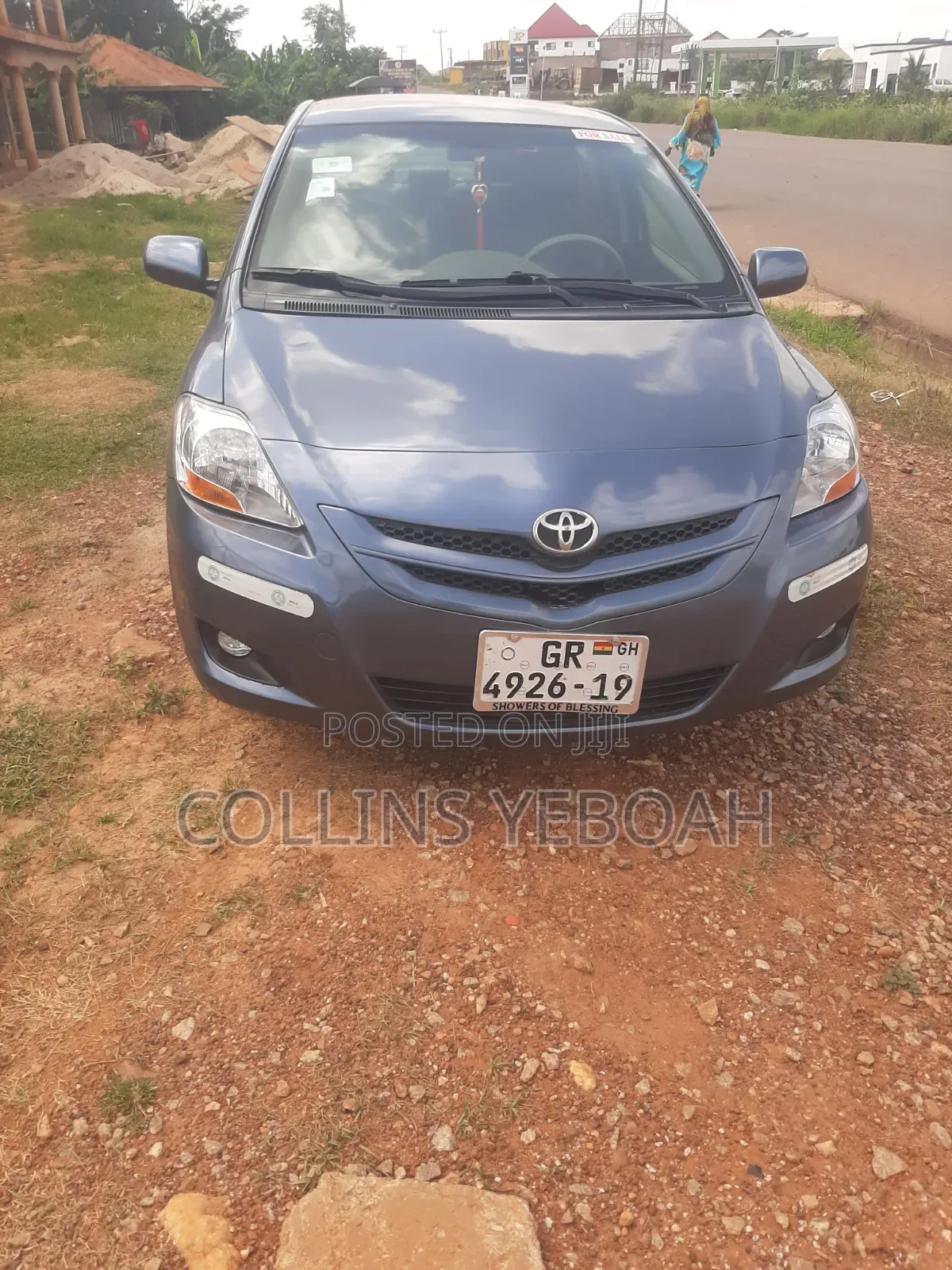 Toyota Yaris Base Sedan 4dr 2010 Blue