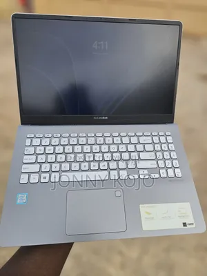 Laptop Asus VivoBook S15 S530UN 8GB Intel Core i5 SSD 256GB