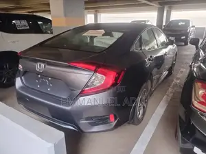 Honda Civic LX Hatchback 2020 Gray