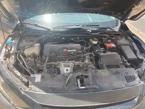 Honda Civic LX Hatchback 2020 Gray