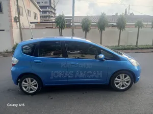 Honda Fit Automatic 2010 Blue