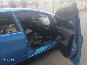 Honda Fit Automatic 2010 Blue