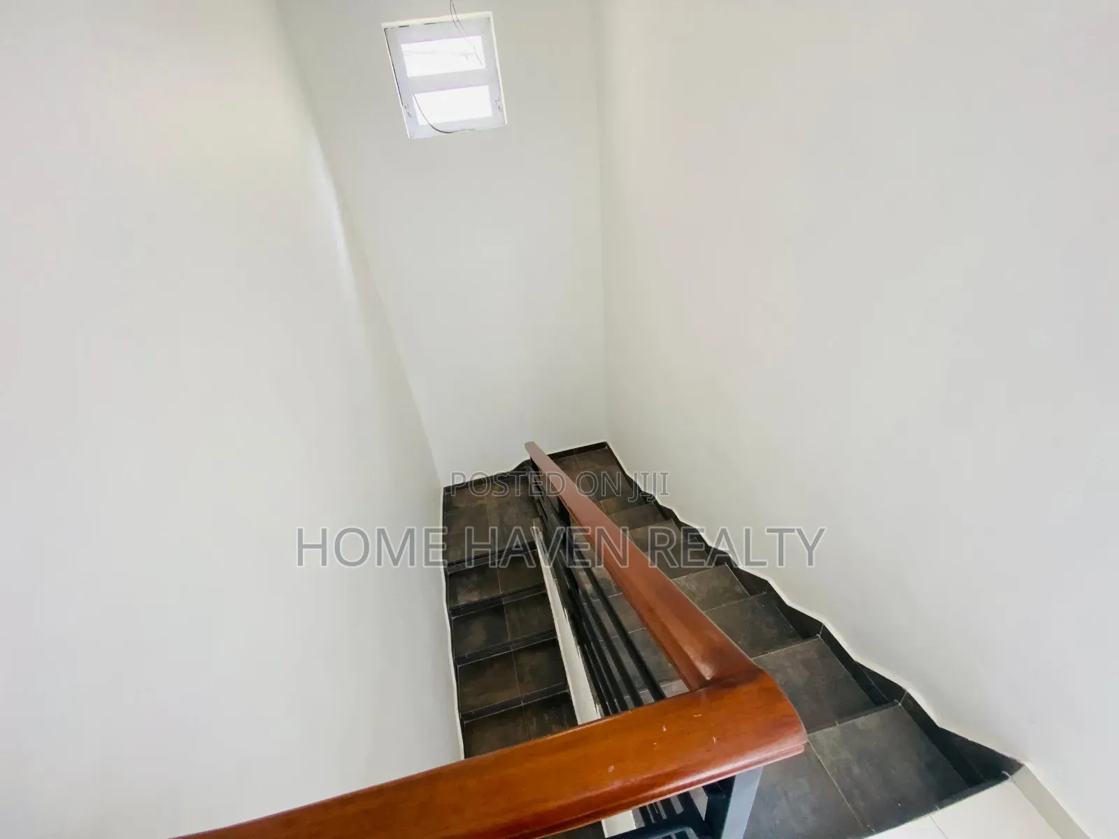 2bdrm House in Achimota, Mile 7 for rent