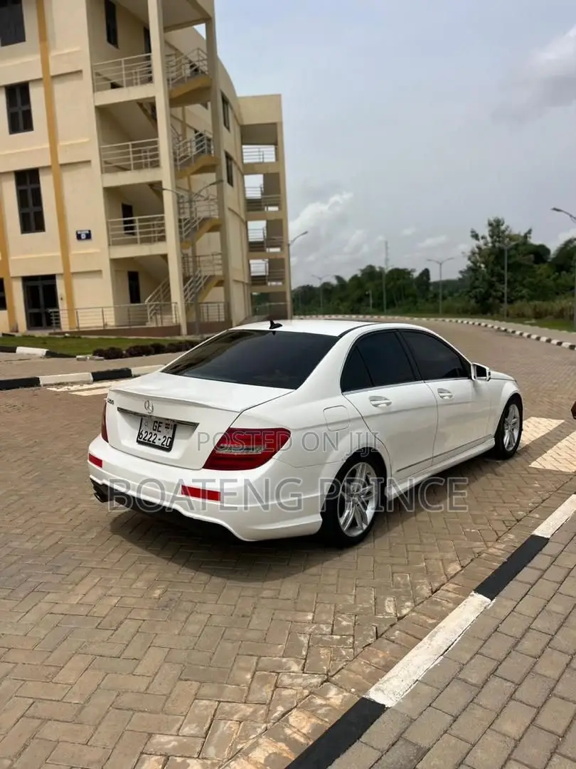 Mercedes-Benz C250 2014 White