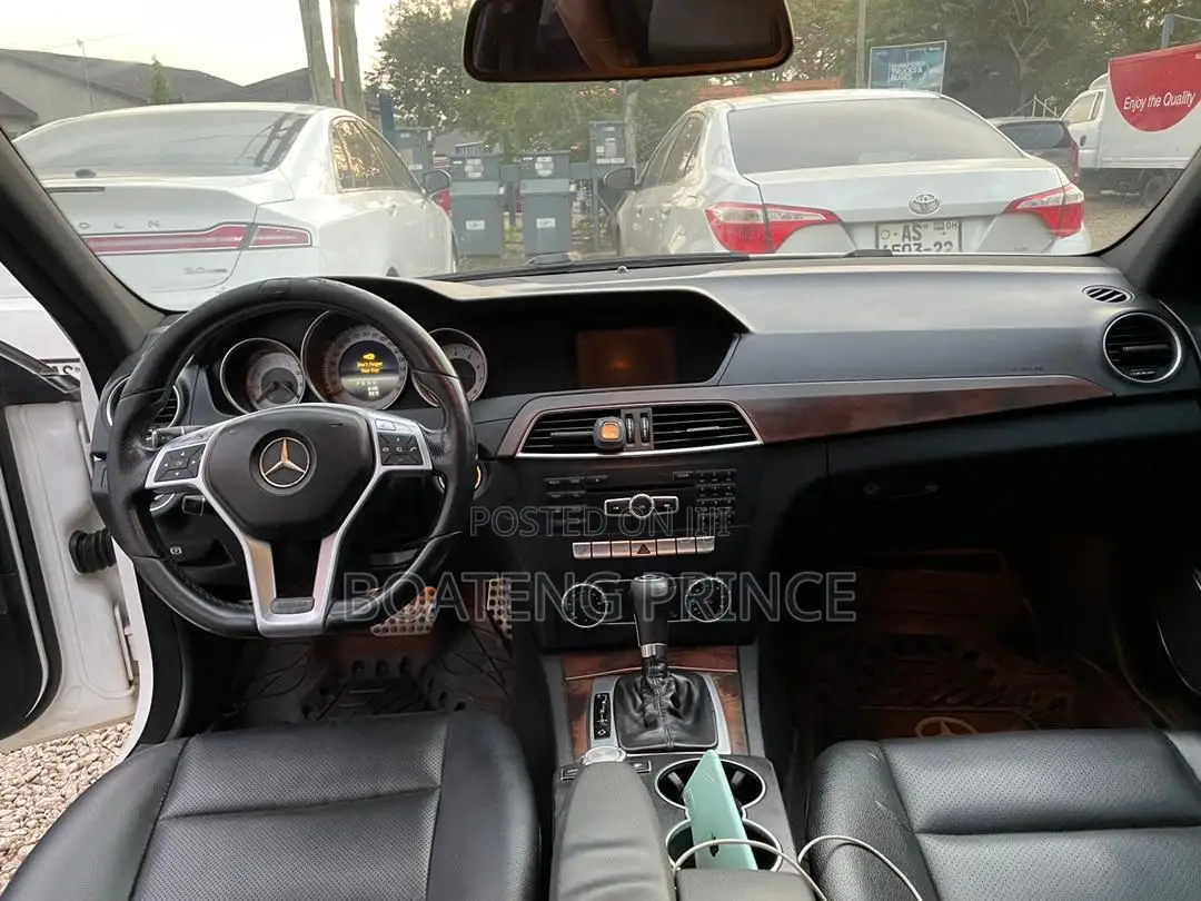 Mercedes-Benz C250 2014 White