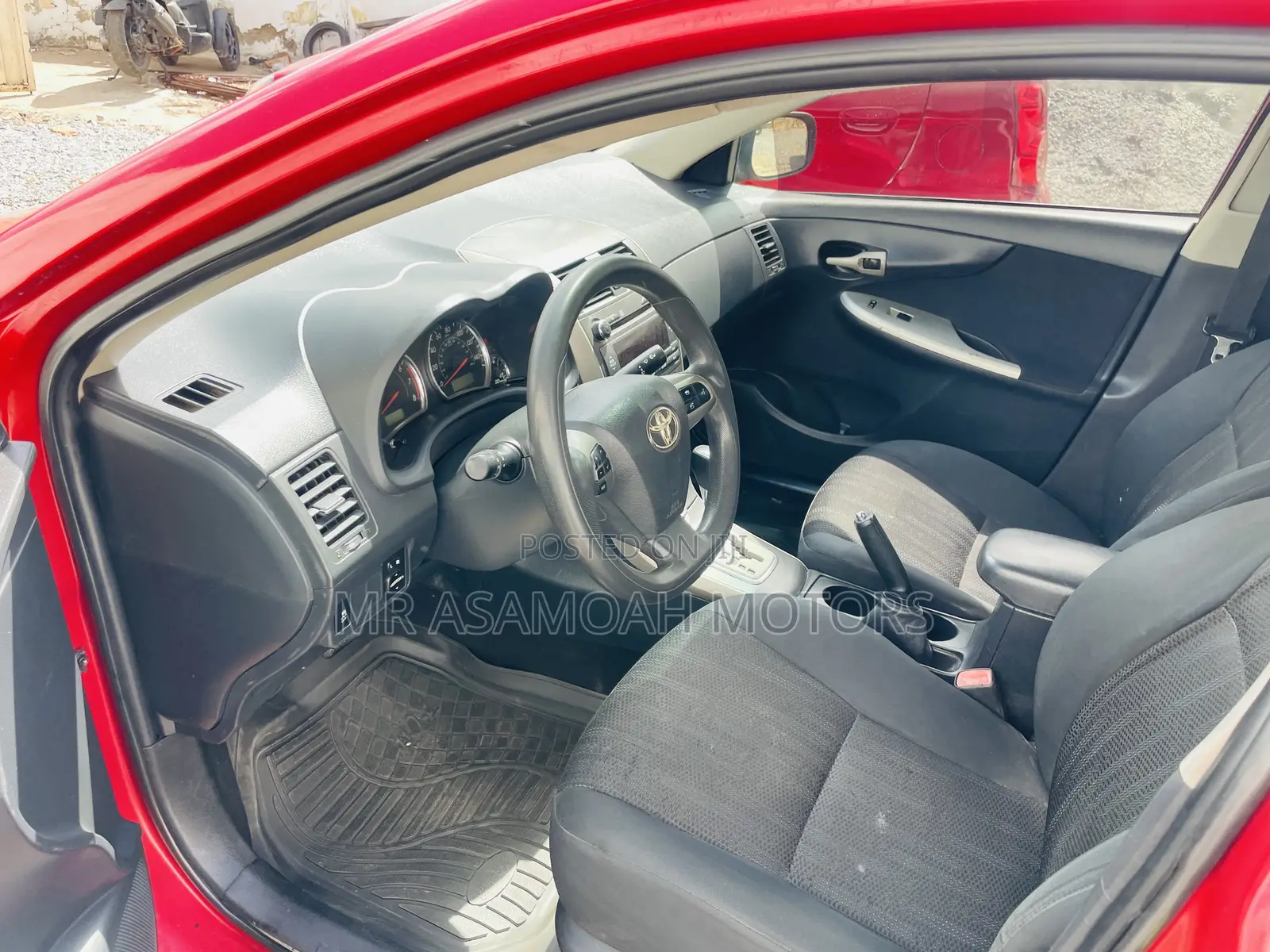Toyota Corolla S 4dr Sedan (1.8L 4cyl 4A) 2013 Red