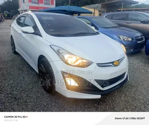 Hyundai Elantra Sport 4dr Sedan (2.0L 4cyl 6M) 2015 White