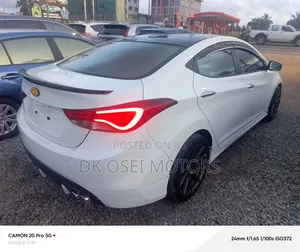 Hyundai Elantra Sport 4dr Sedan (2.0L 4cyl 6M) 2015 White