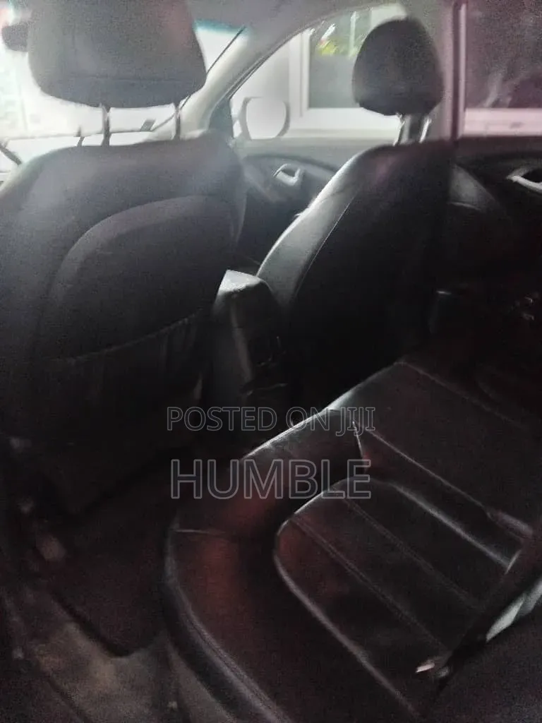 Hyundai Tucson 2014 Silver