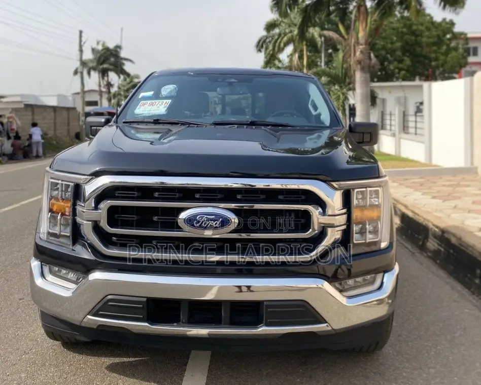 Ford F-150 LARIAT 2024 Black