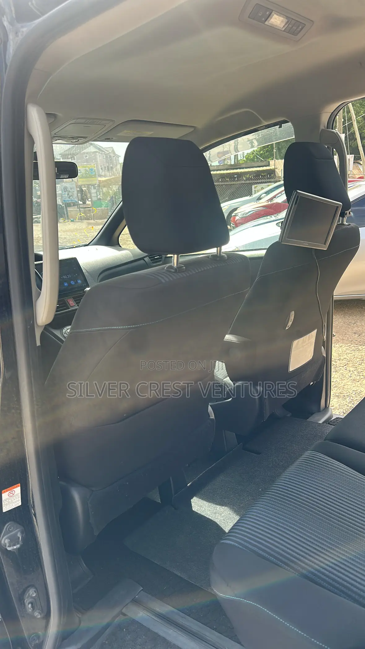 Toyota Voxy SV Premium 2014 Black