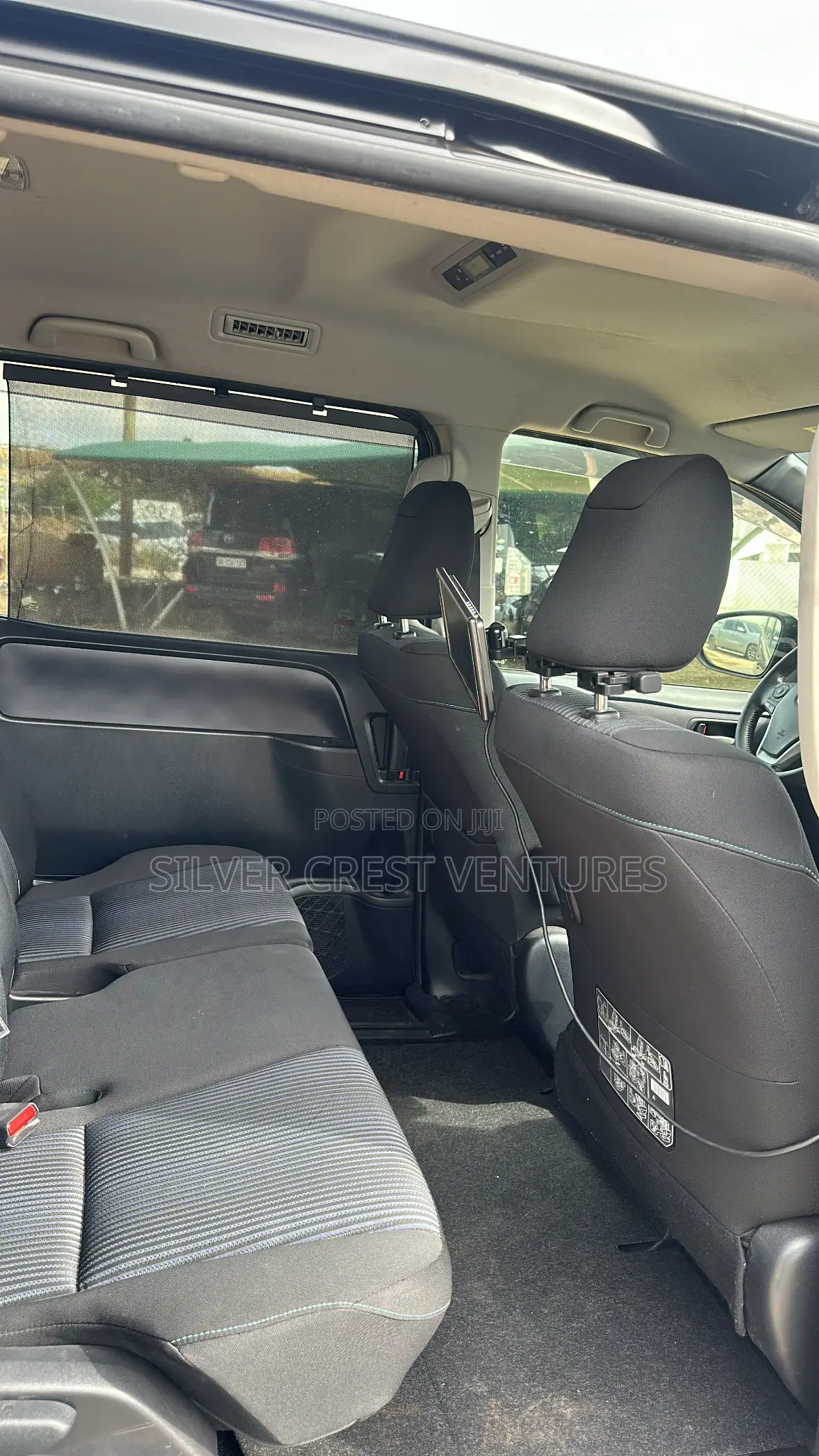 Toyota Voxy SV Premium 2014 Black