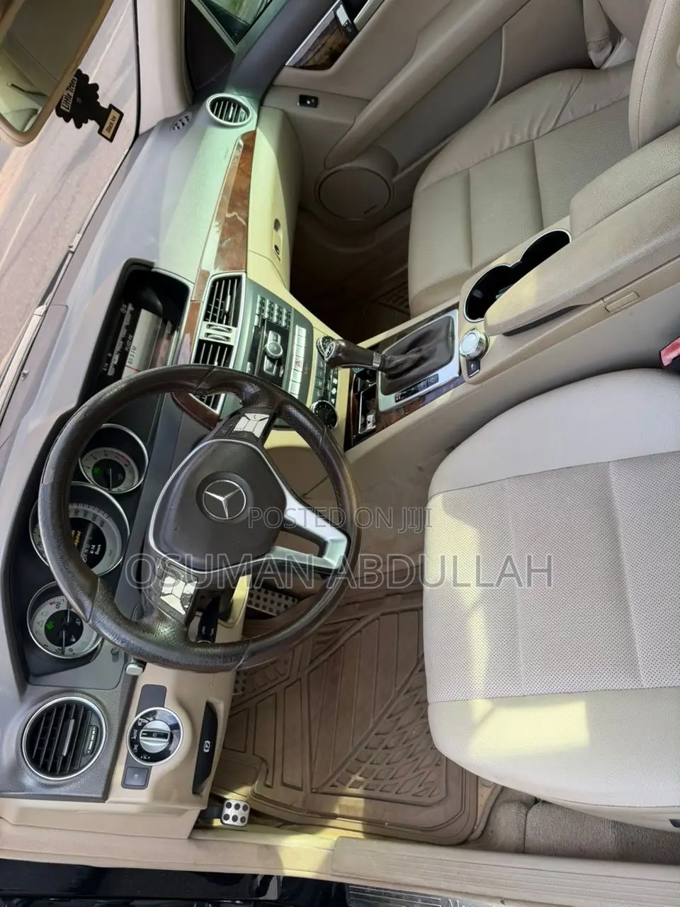 Mercedes-Benz C300 2014 Black