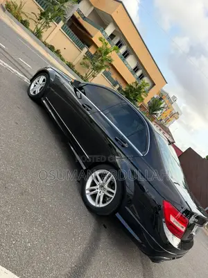 Mercedes-Benz C300 2014 Black