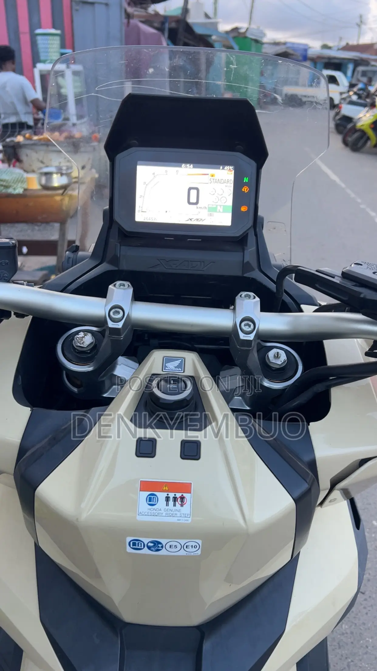 Honda 2026 Beige