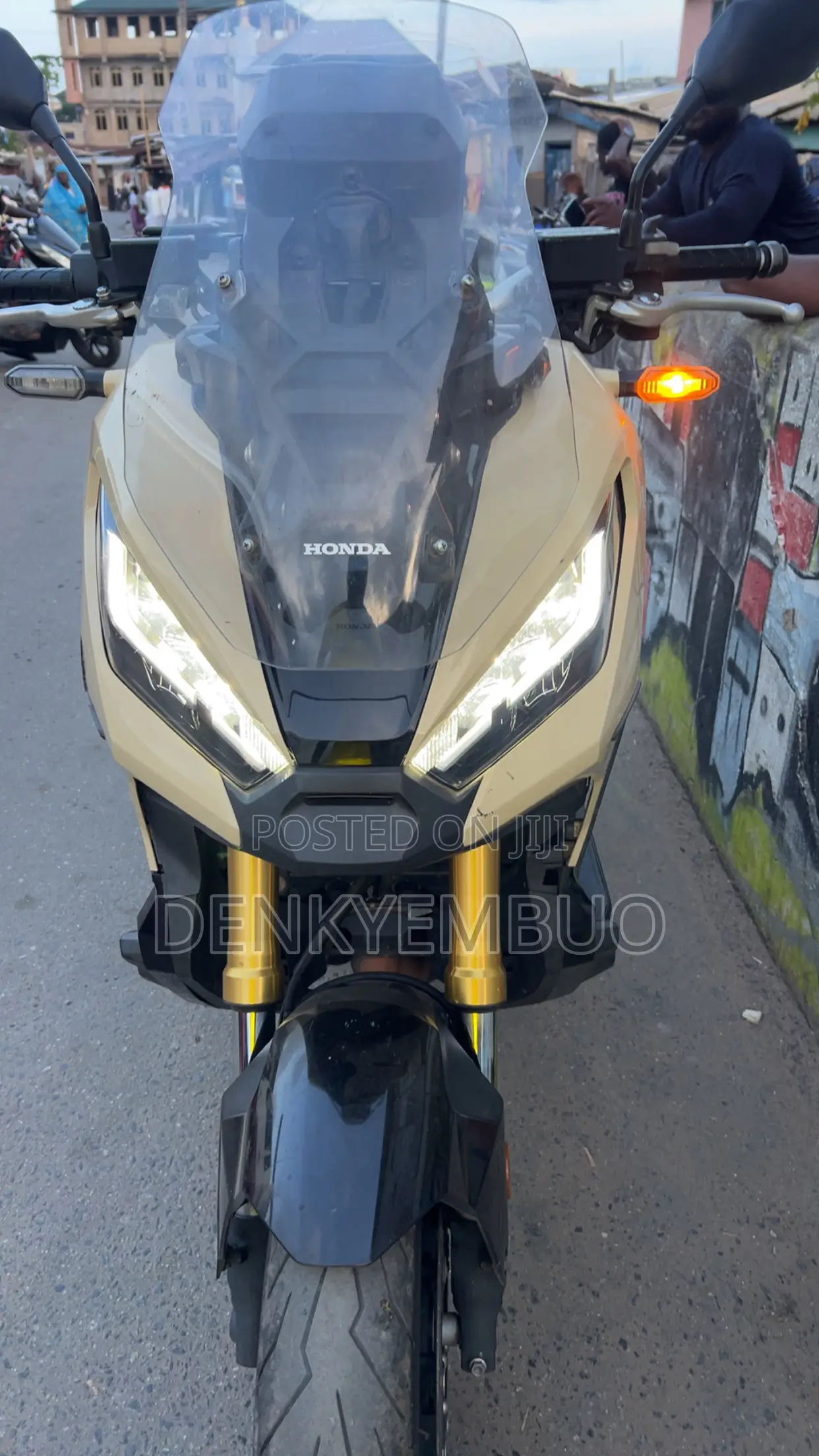 Honda 2026 Beige